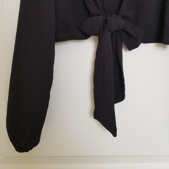 Missguided Wrap Front Crop Top - Picture 5 of 7